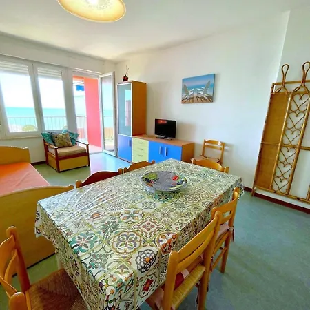 In - Caorle Apartament